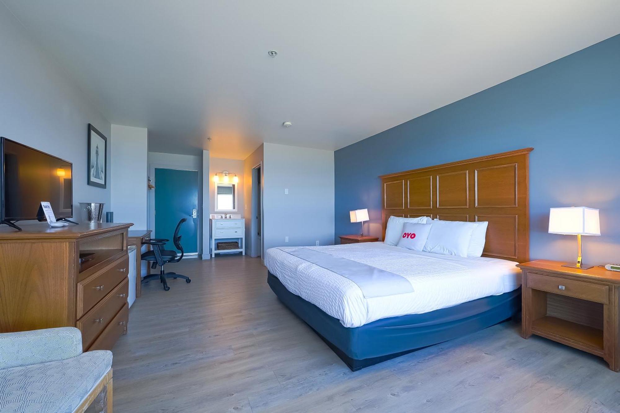 Oyo Waves Hotel Newport Or - Nye Beach Exterior photo