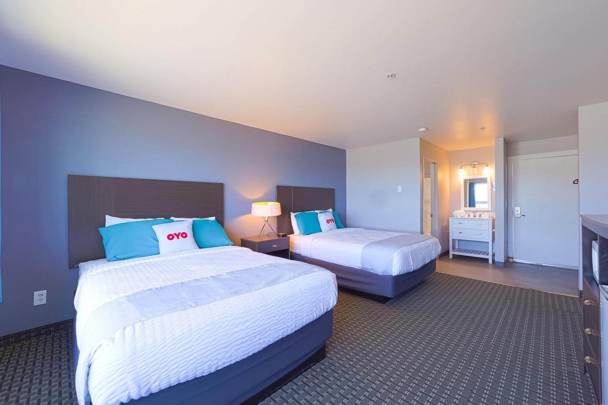 Oyo Waves Hotel Newport Or - Nye Beach Exterior photo